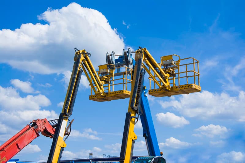 como funcionan las plataformas elevadoras